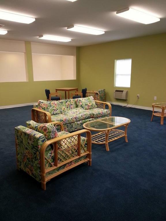 Lewiston Hall Hostel 폴리 외부 사진
